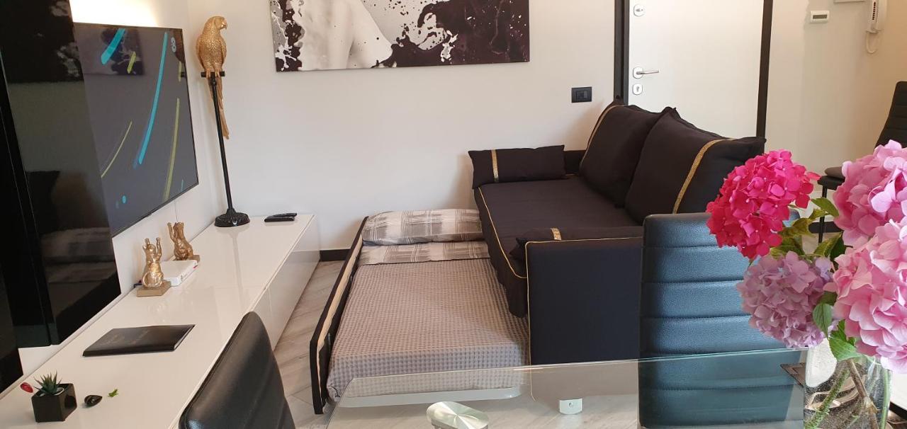 Solegardarelax - Peschiera Del Garda Apartment Luaran gambar