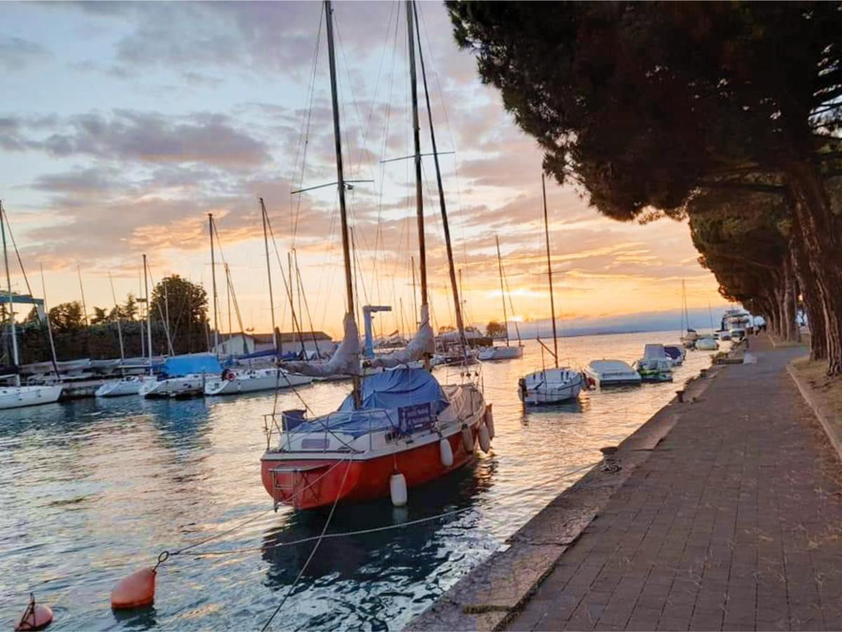 Solegardarelax - Peschiera Del Garda Apartment Luaran gambar